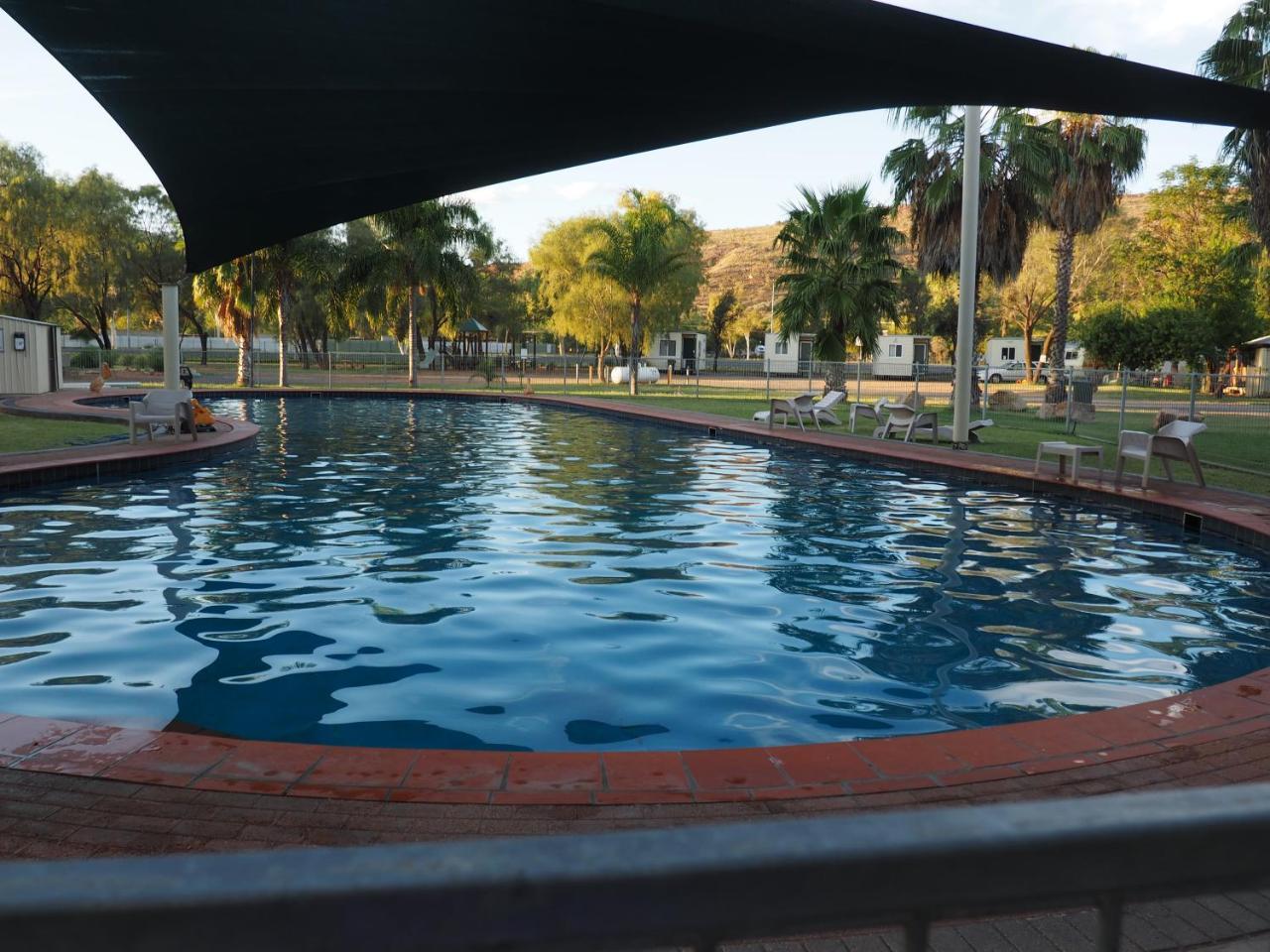 אליס ספרינגס Heritage Caravan Park מראה חיצוני תמונה